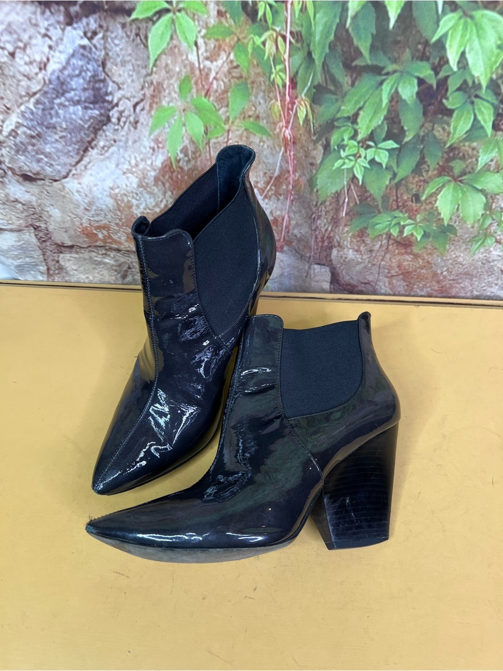 POUR LA VICTOIRE Charcoal Patent Leather Minimalist Luxury Ankle Boots, 7.5 - Picture 12 of 15